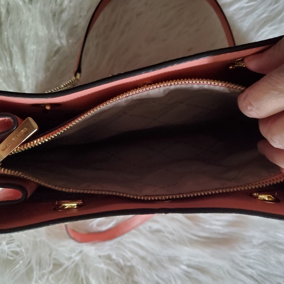 Michael Kors Coral Leather Tote Bag - Picture 6 of 12